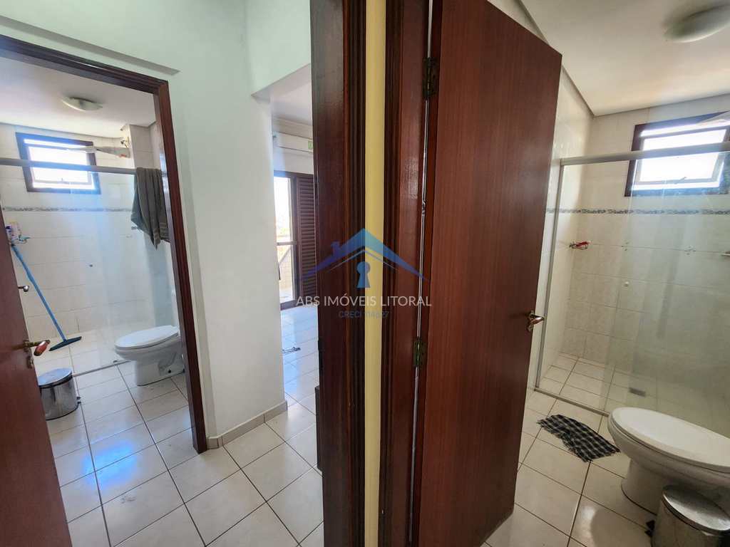 Apartamento em Praia Grande, no bairro Maracanã