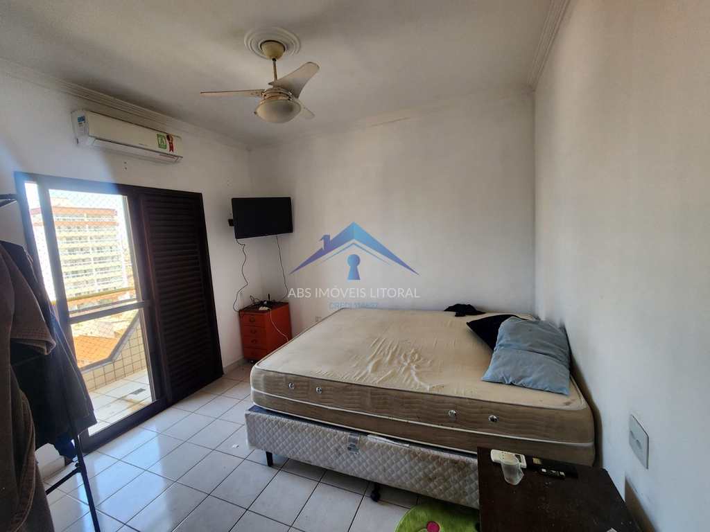 Apartamento em Praia Grande, no bairro Maracanã
