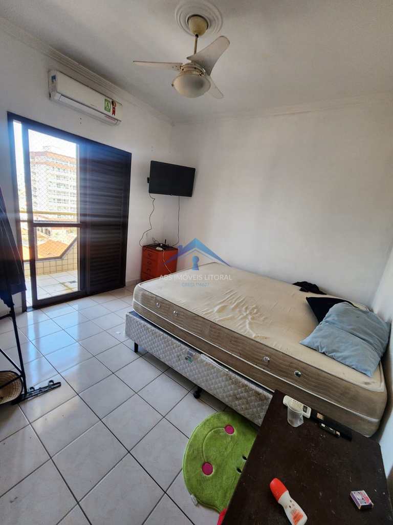 Apartamento em Praia Grande, no bairro Maracanã
