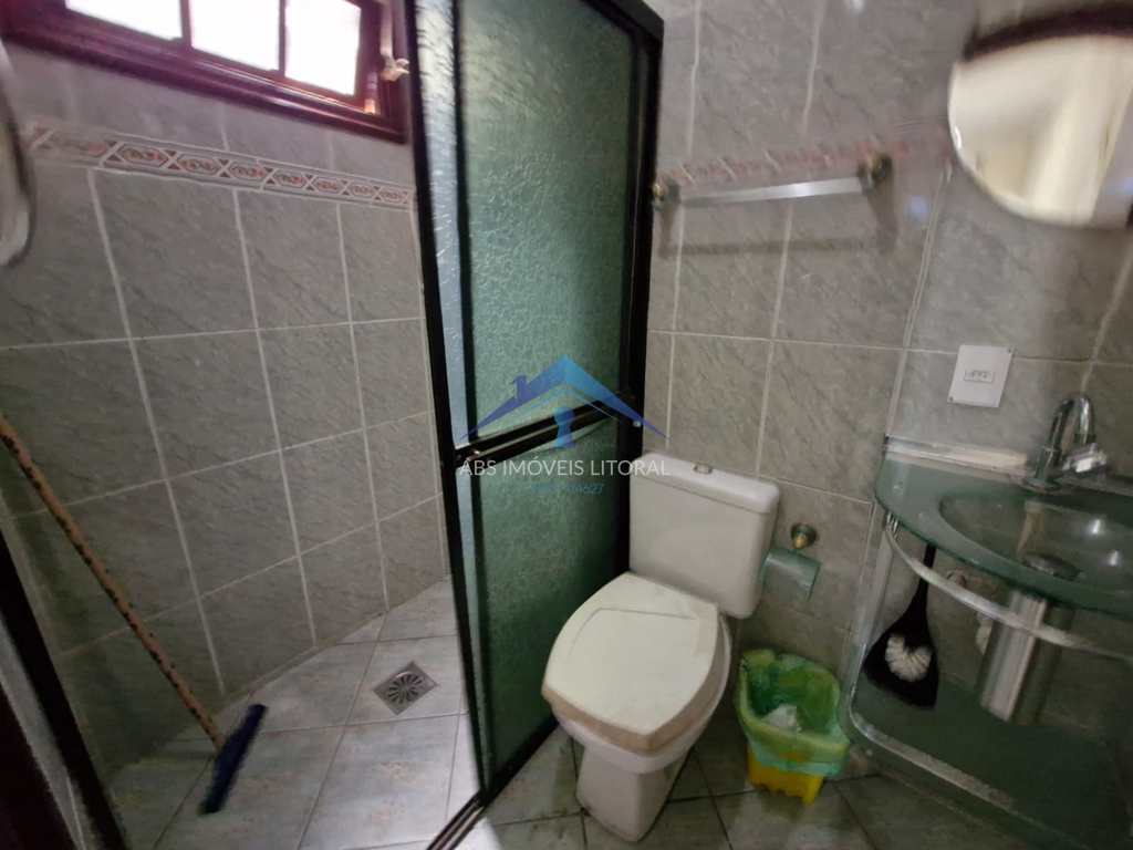 Casa em Praia Grande, no bairro Real
