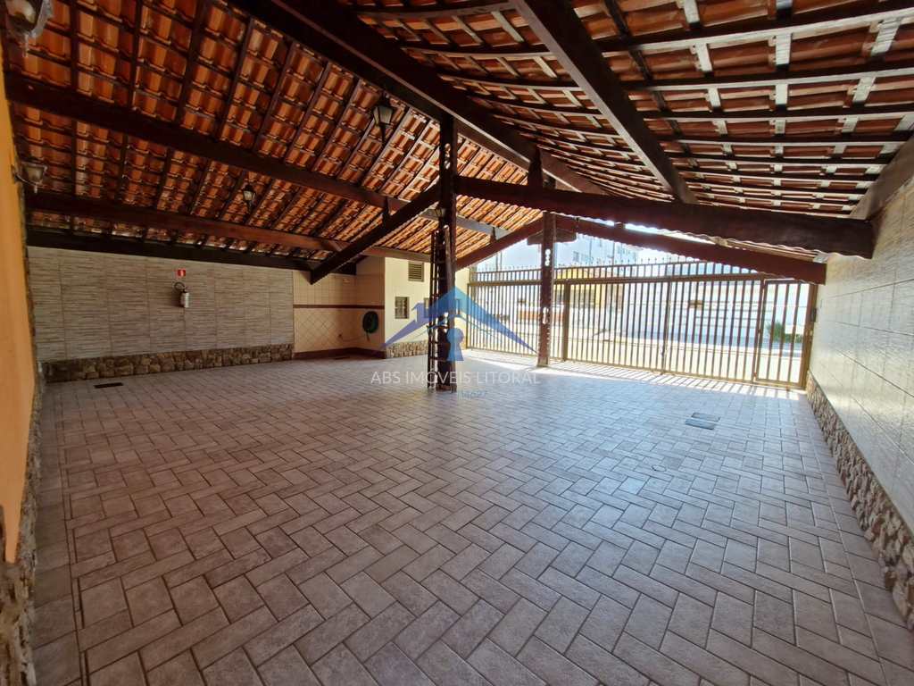 Casa em Praia Grande, no bairro Real