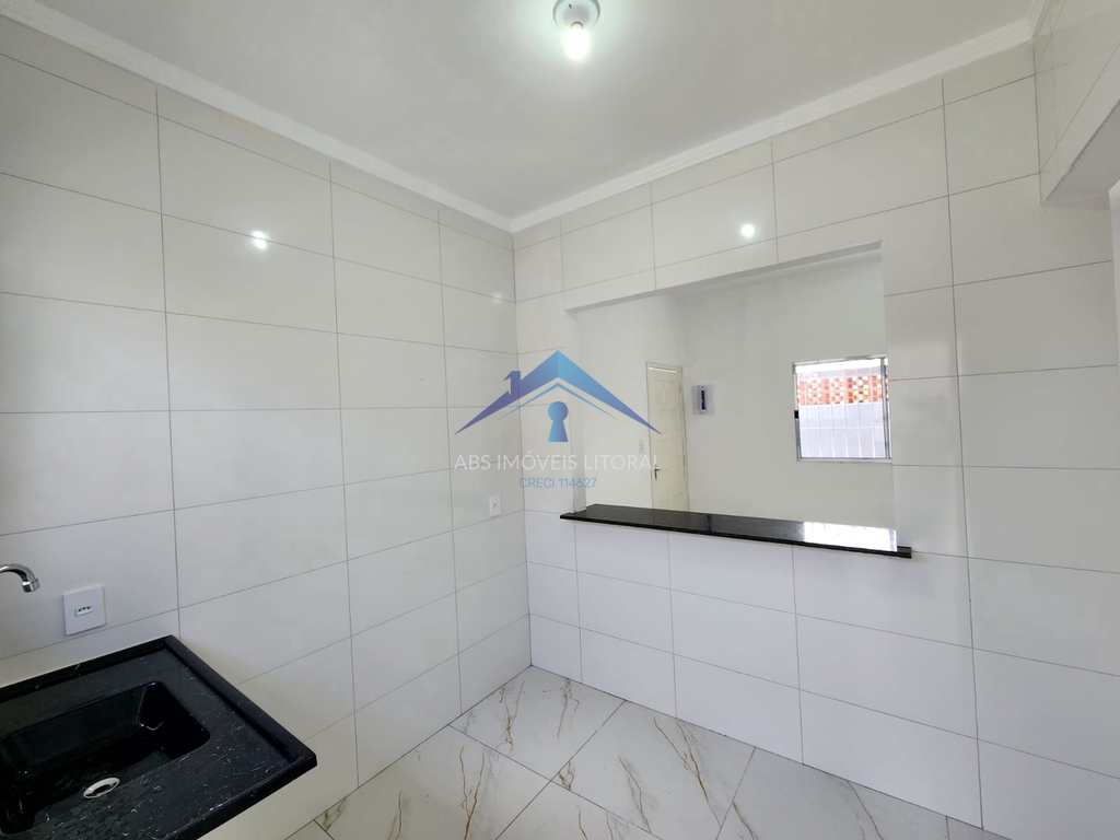 Casa em Praia Grande, no bairro Maracanã