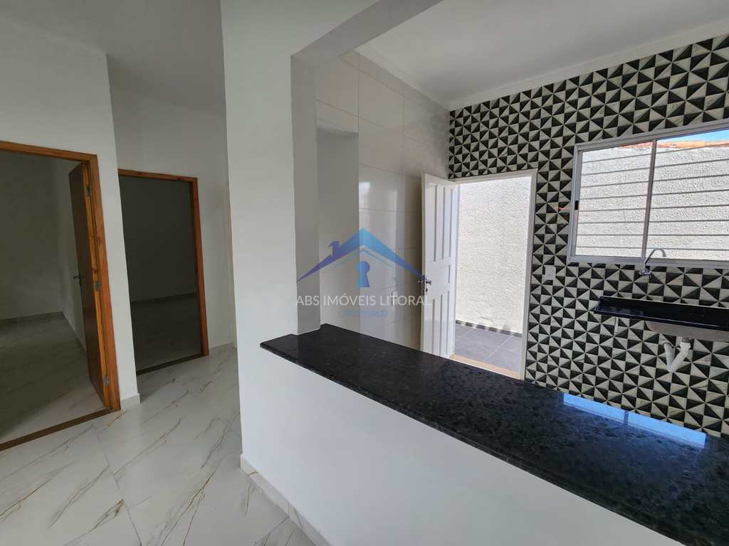 Casa em Praia Grande, no bairro Maracanã