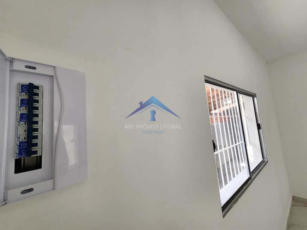 Casa em Praia Grande, no bairro Maracanã