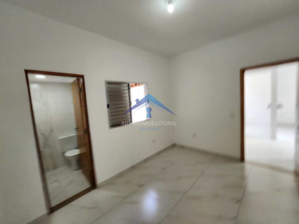 Casa em Praia Grande, no bairro Maracanã