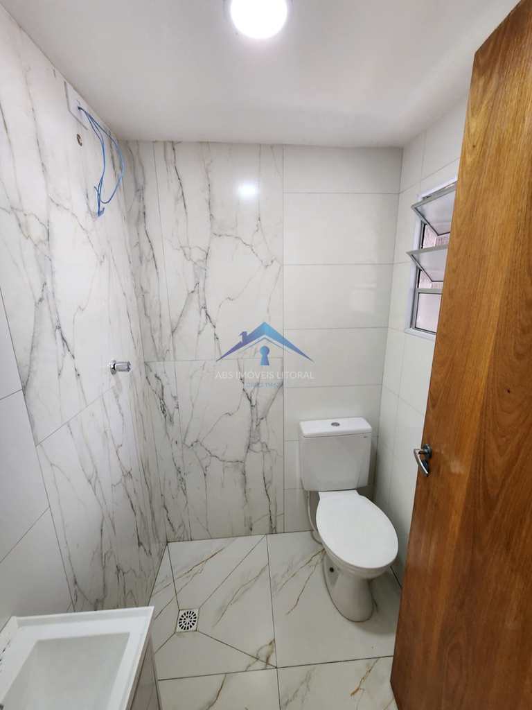 Casa em Praia Grande, no bairro Maracanã