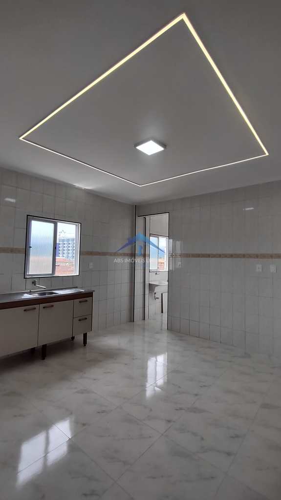 Apartamento em Praia Grande, no bairro Maracanã