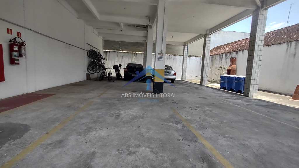 Apartamento em Praia Grande, no bairro Maracanã