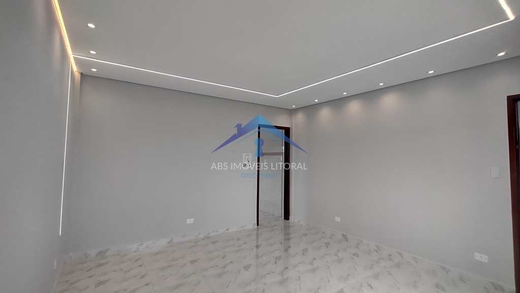 Apartamento em Praia Grande, no bairro Maracanã