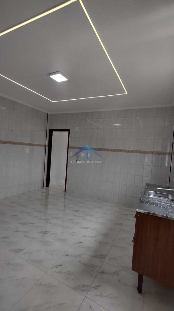 Apartamento em Praia Grande, no bairro Maracanã