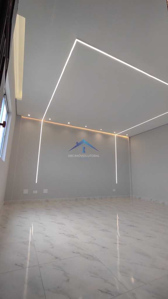 Apartamento em Praia Grande, no bairro Maracanã