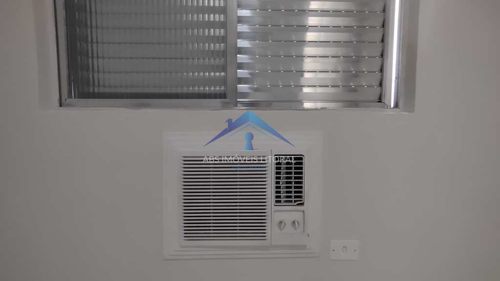 Apartamento em Praia Grande, no bairro Maracanã