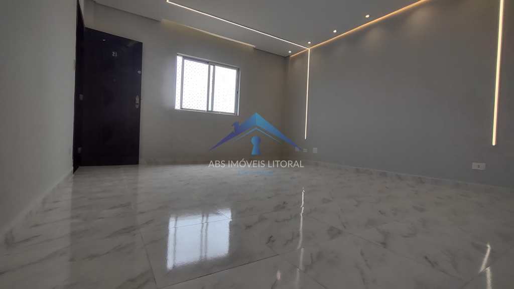 Apartamento em Praia Grande, no bairro Maracanã