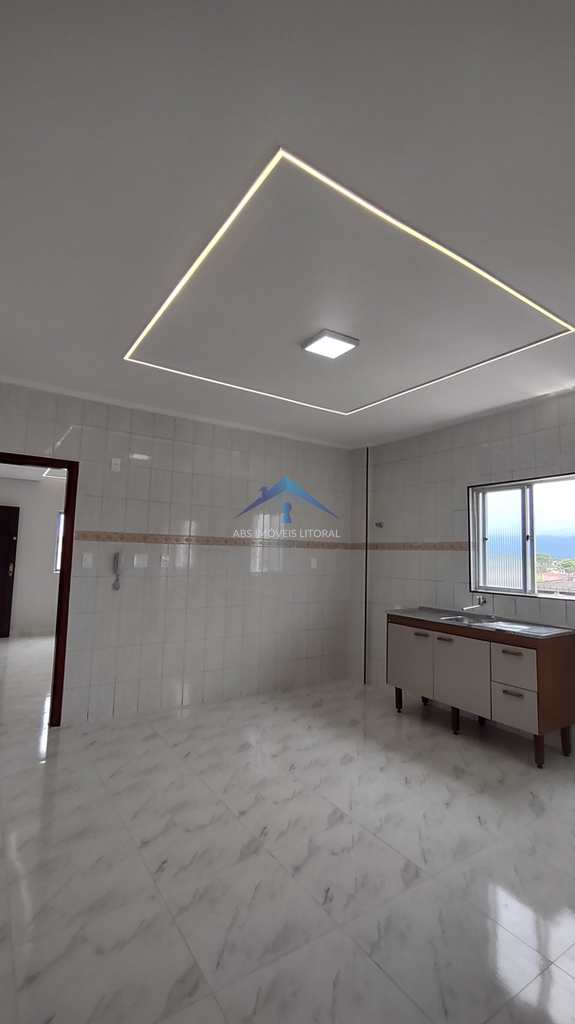 Apartamento em Praia Grande, no bairro Maracanã