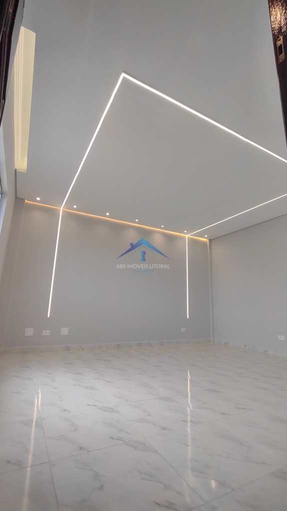 Apartamento em Praia Grande, no bairro Maracanã