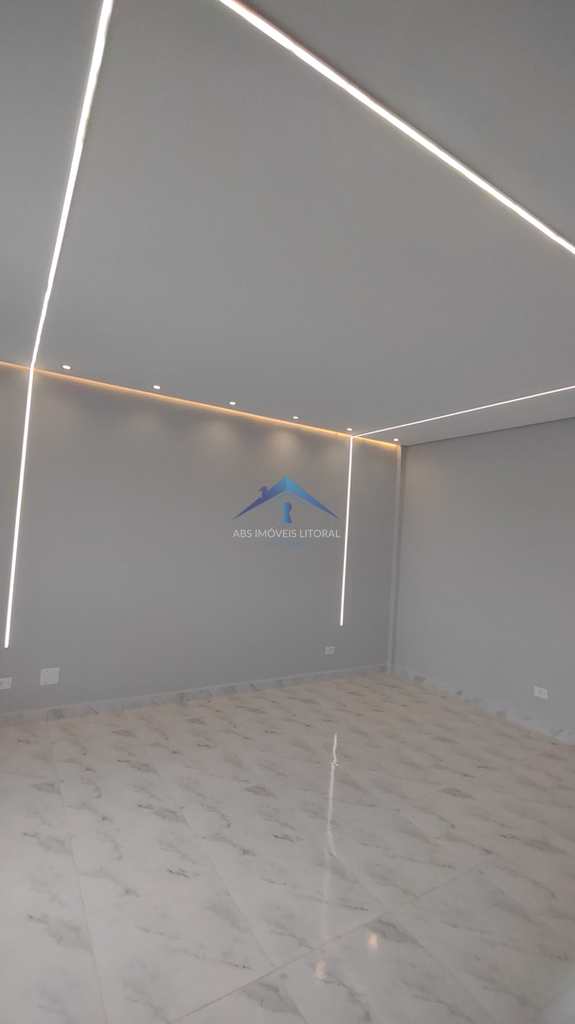 Apartamento em Praia Grande, no bairro Maracanã