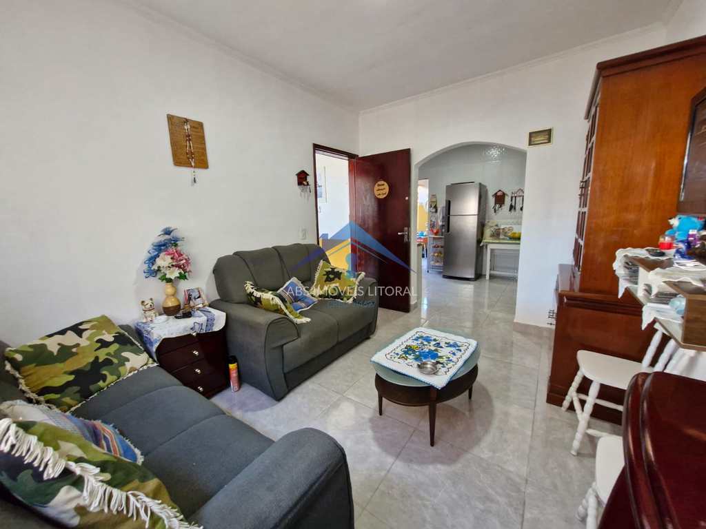 Casa em Praia Grande, no bairro Caiçara