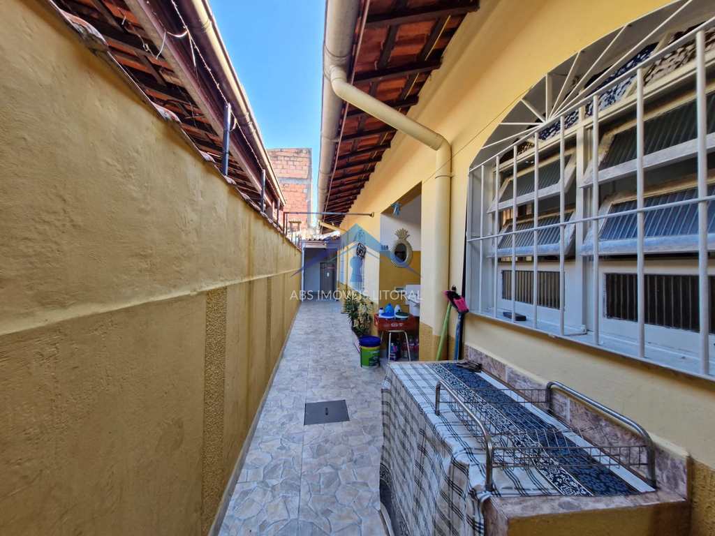 Casa em Praia Grande, no bairro Caiçara