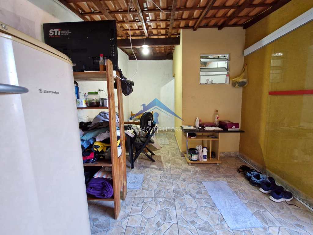 Casa em Praia Grande, no bairro Caiçara