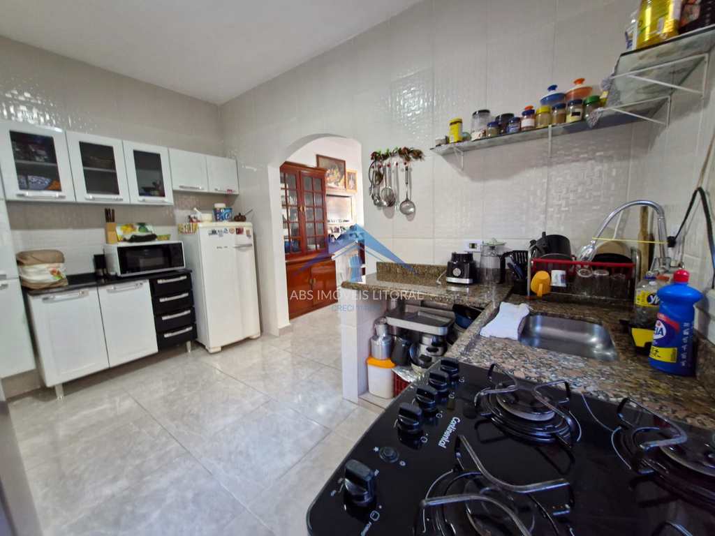 Casa em Praia Grande, no bairro Caiçara