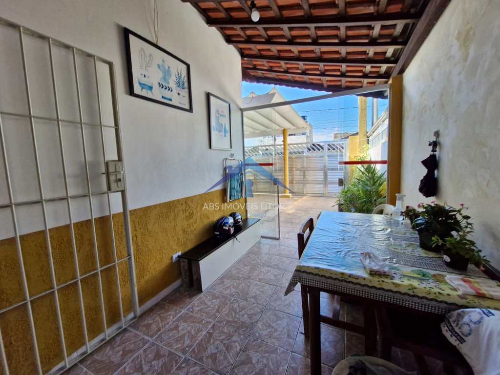 Casa em Praia Grande, no bairro Caiçara
