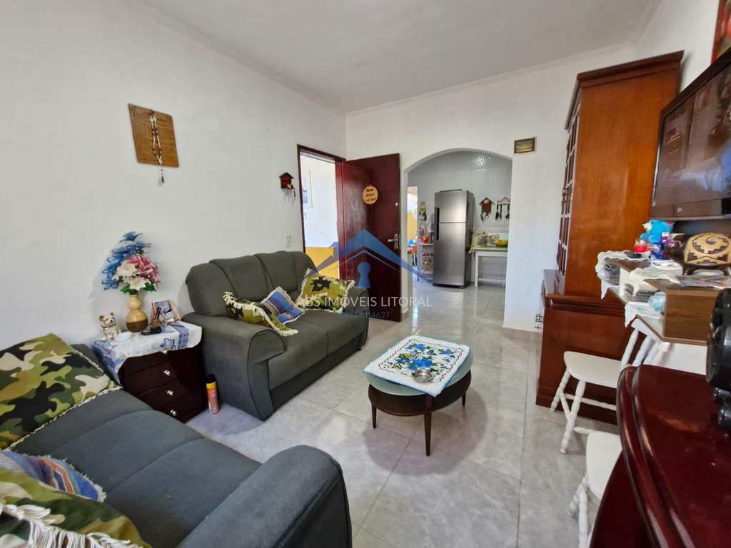 Casa em Praia Grande, no bairro Caiçara