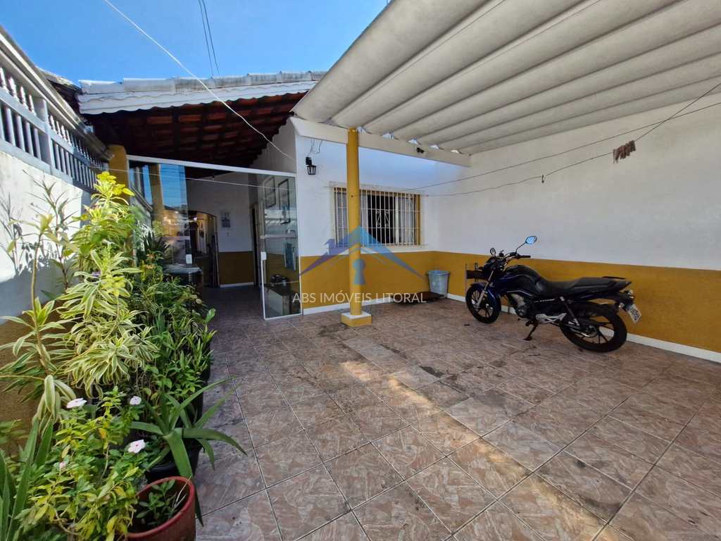 Casa em Praia Grande, no bairro Caiçara