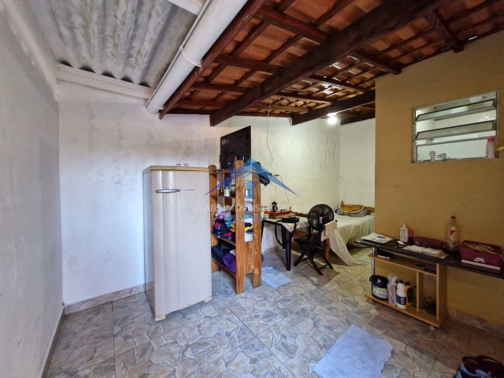 Casa em Praia Grande, no bairro Caiçara