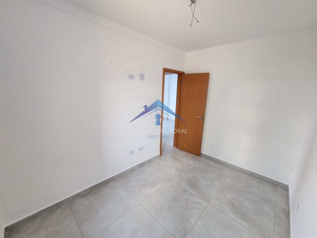 Apartamento em Praia Grande, no bairro Maracanã