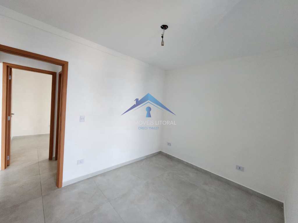 Apartamento em Praia Grande, no bairro Maracanã