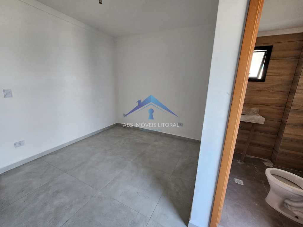 Apartamento em Praia Grande, no bairro Maracanã