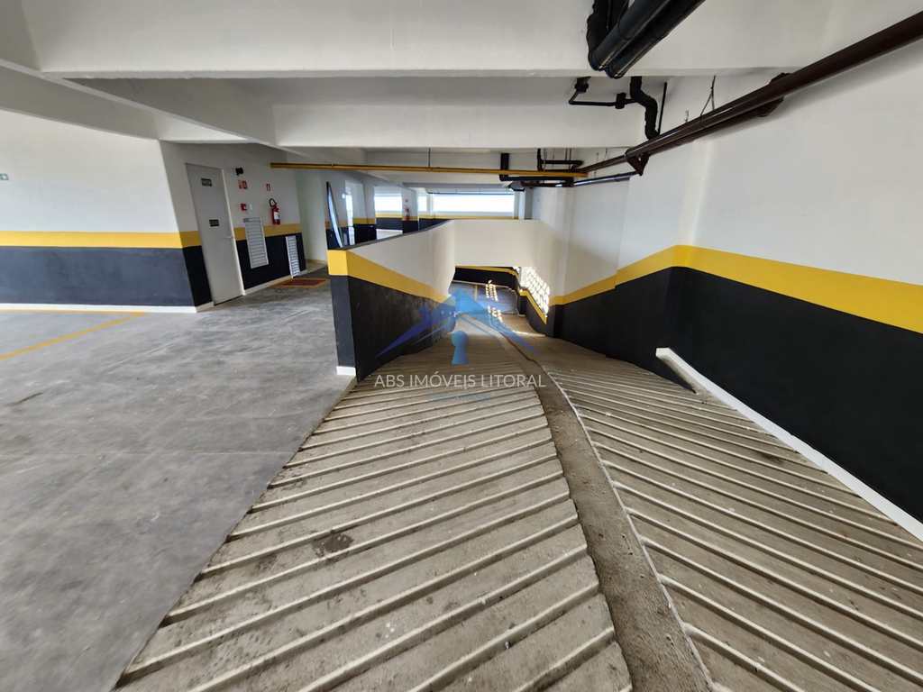 Apartamento em Praia Grande, no bairro Maracanã