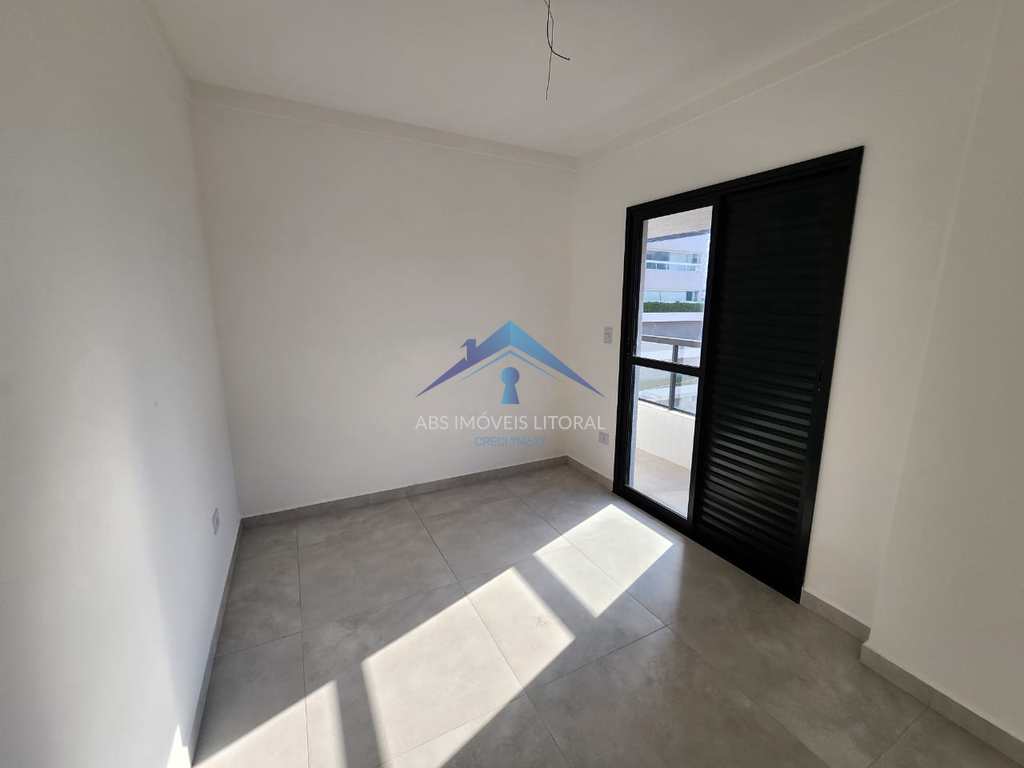 Apartamento em Praia Grande, no bairro Maracanã