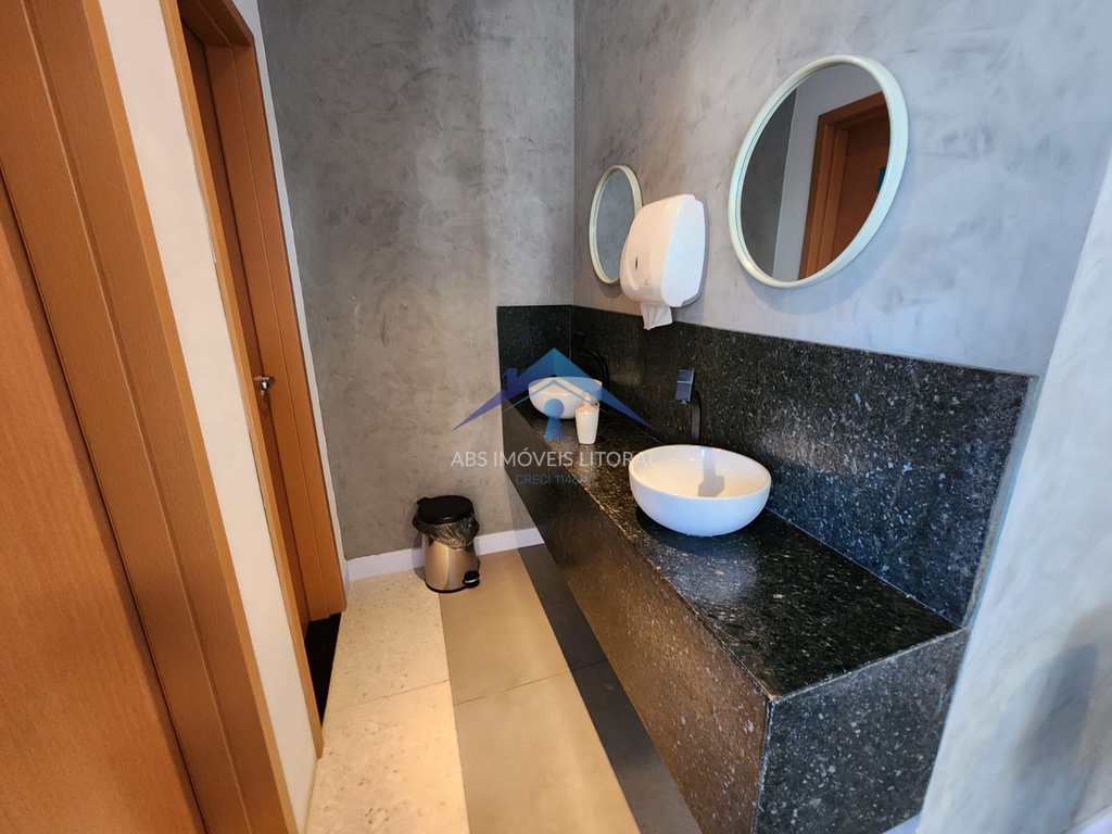 Apartamento em Praia Grande, no bairro Maracanã