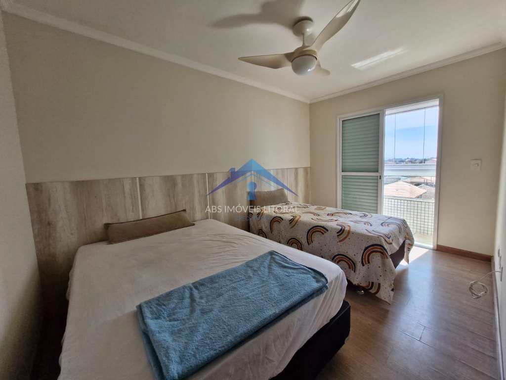 Apartamento em Praia Grande, no bairro Caiçara
