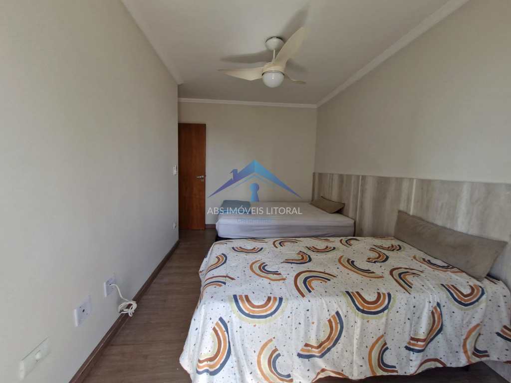 Apartamento em Praia Grande, no bairro Caiçara