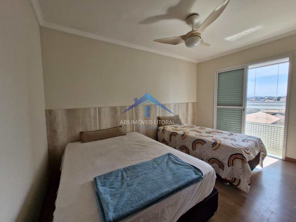 Apartamento em Praia Grande, no bairro Caiçara
