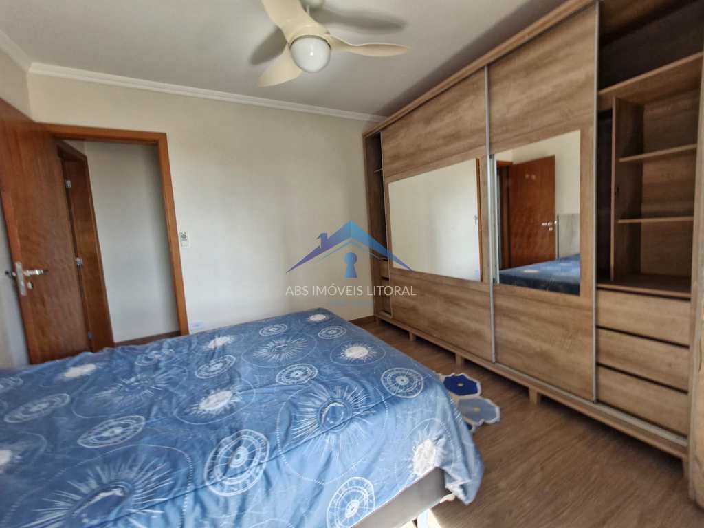 Apartamento em Praia Grande, no bairro Caiçara