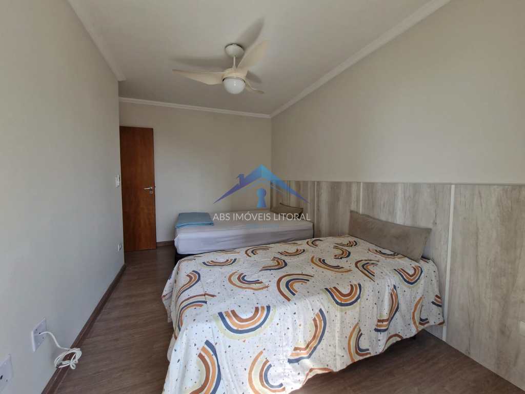 Apartamento em Praia Grande, no bairro Caiçara