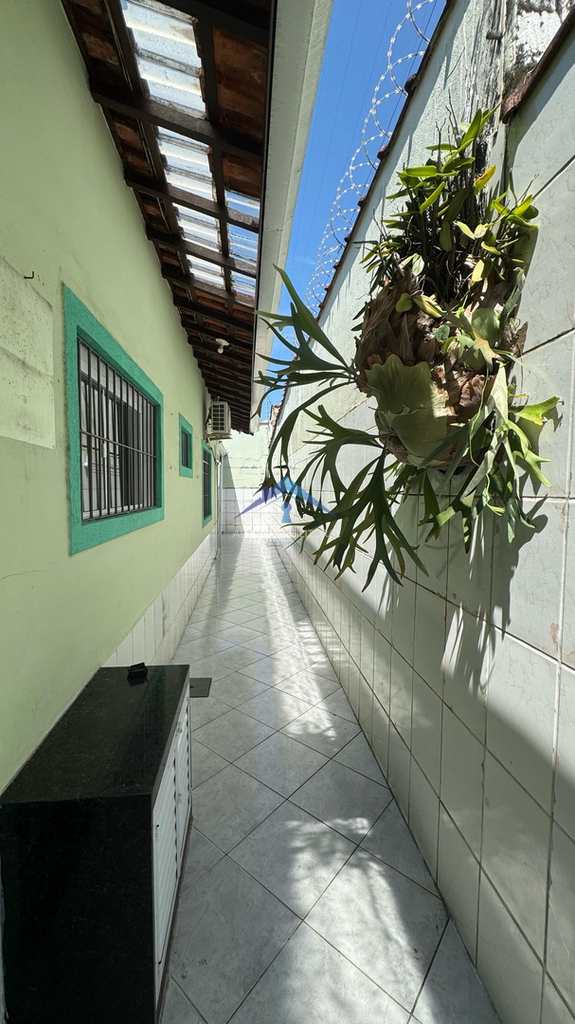 Casa em Praia Grande, no bairro Maracanã