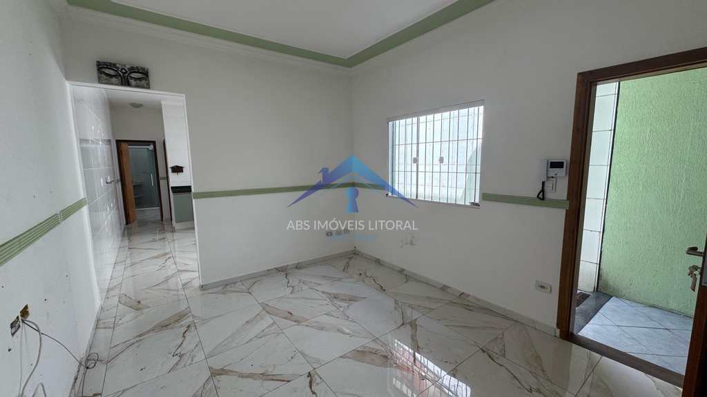 Casa em Praia Grande, no bairro Maracanã