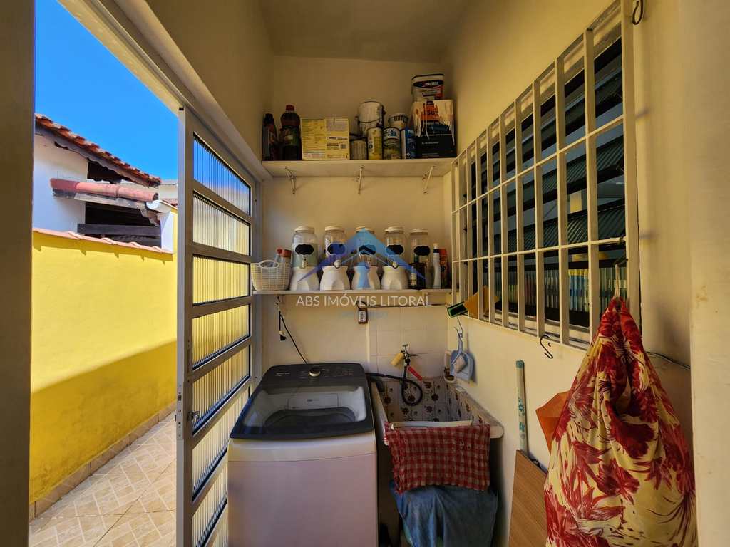 Casa em Praia Grande, no bairro Jardim Imperador