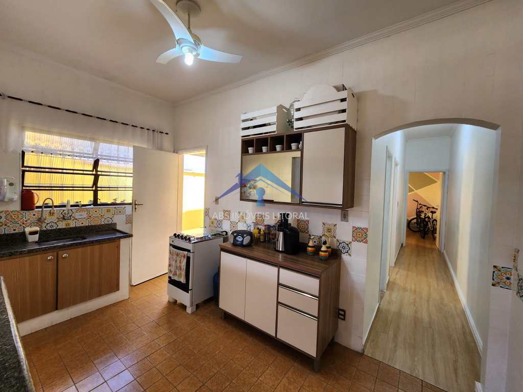 Casa em Praia Grande, no bairro Jardim Imperador