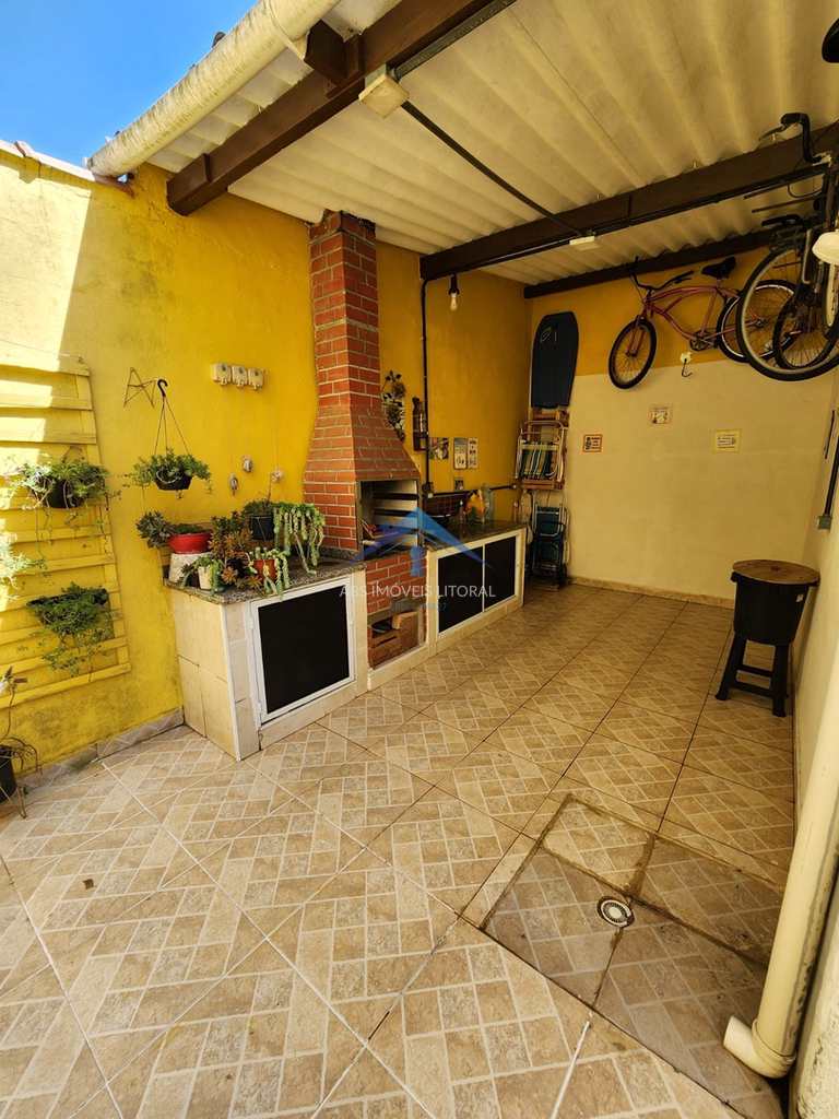 Casa em Praia Grande, no bairro Jardim Imperador