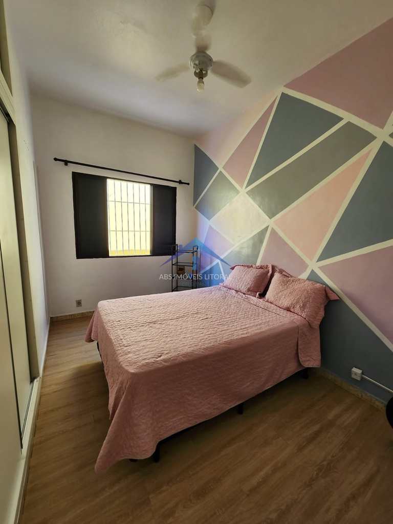 Casa em Praia Grande, no bairro Jardim Imperador