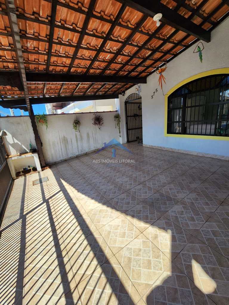 Casa em Praia Grande, no bairro Jardim Imperador