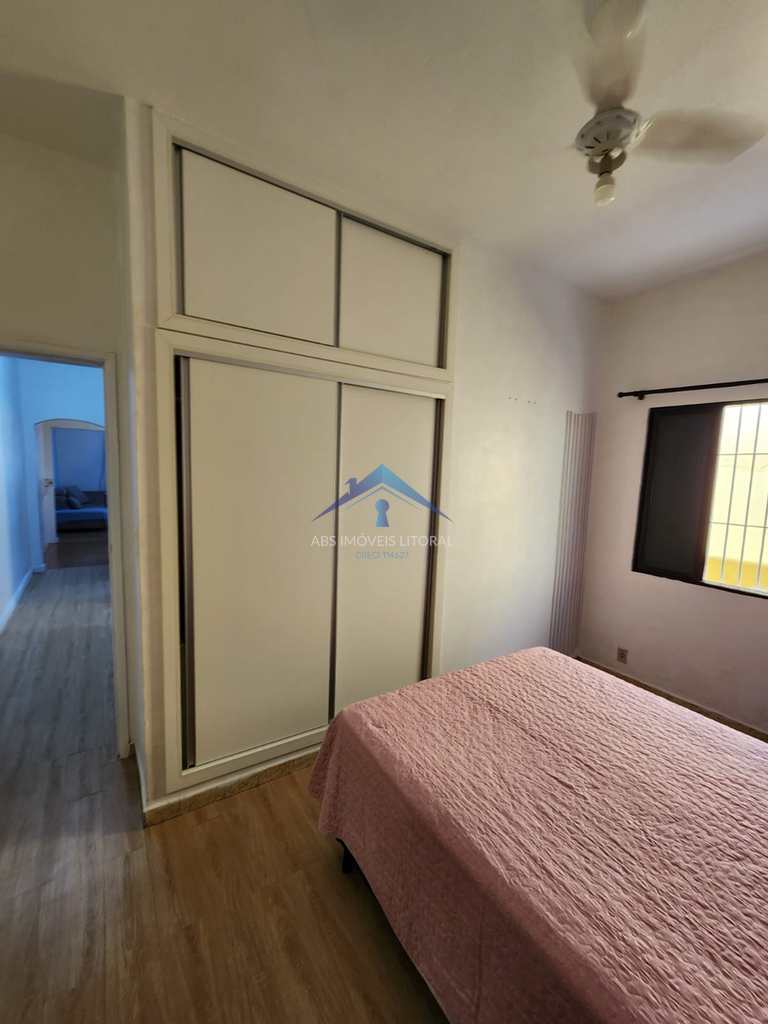 Casa em Praia Grande, no bairro Jardim Imperador
