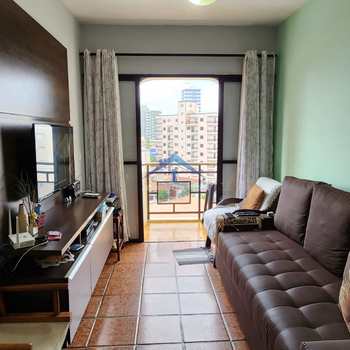 Apartamento em Praia Grande, bairro Caiçara