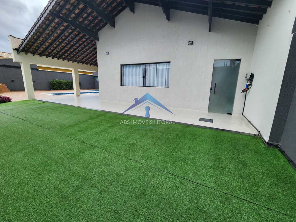 Casa em Praia Grande, no bairro Real