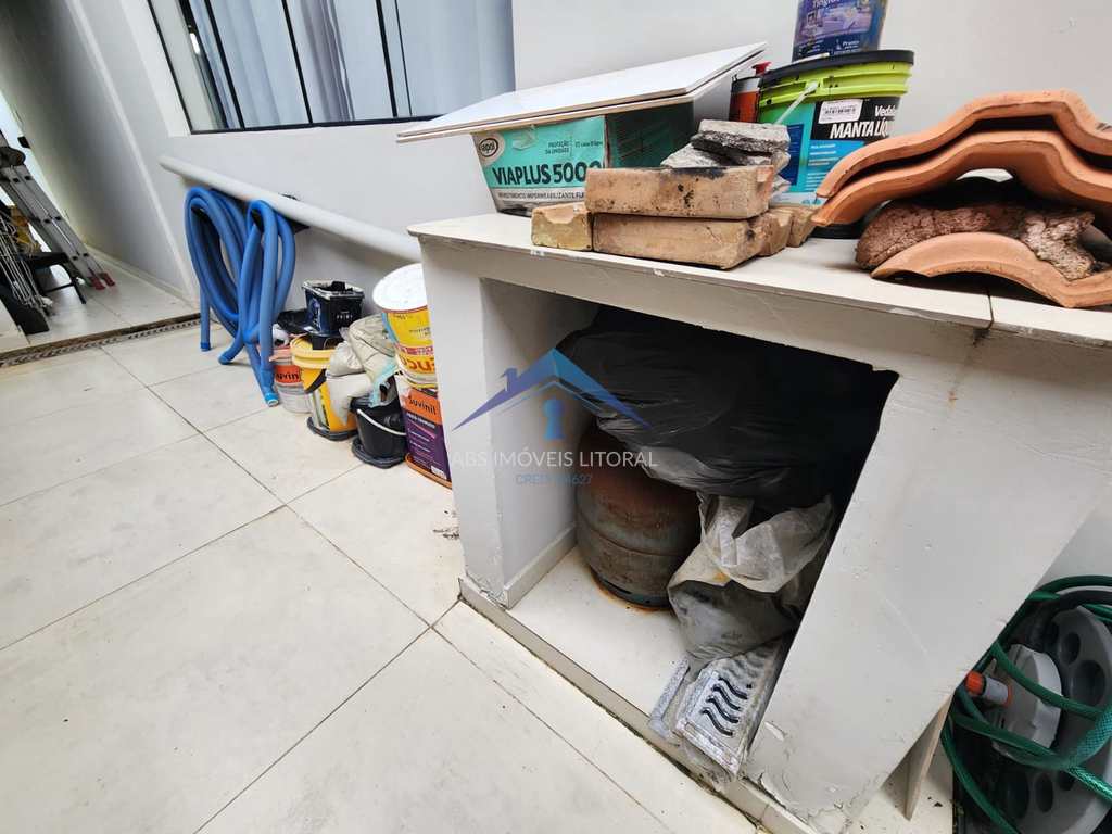 Casa em Praia Grande, no bairro Real